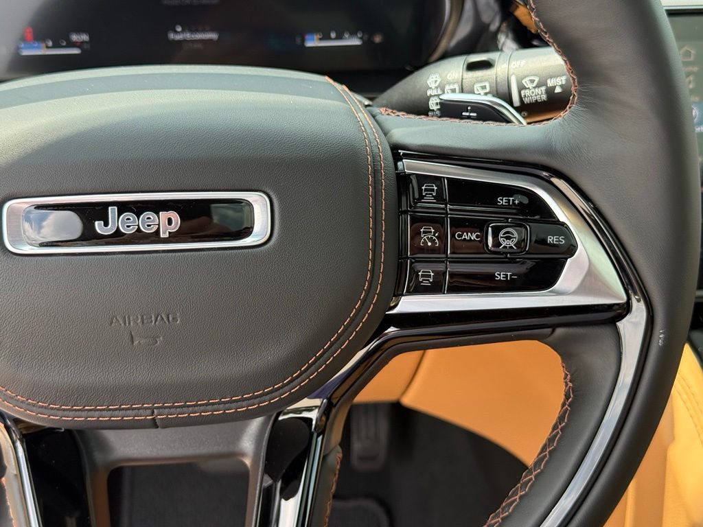 New 2026 Jeep Grand Cherokee Summit AWD/4WD image 15