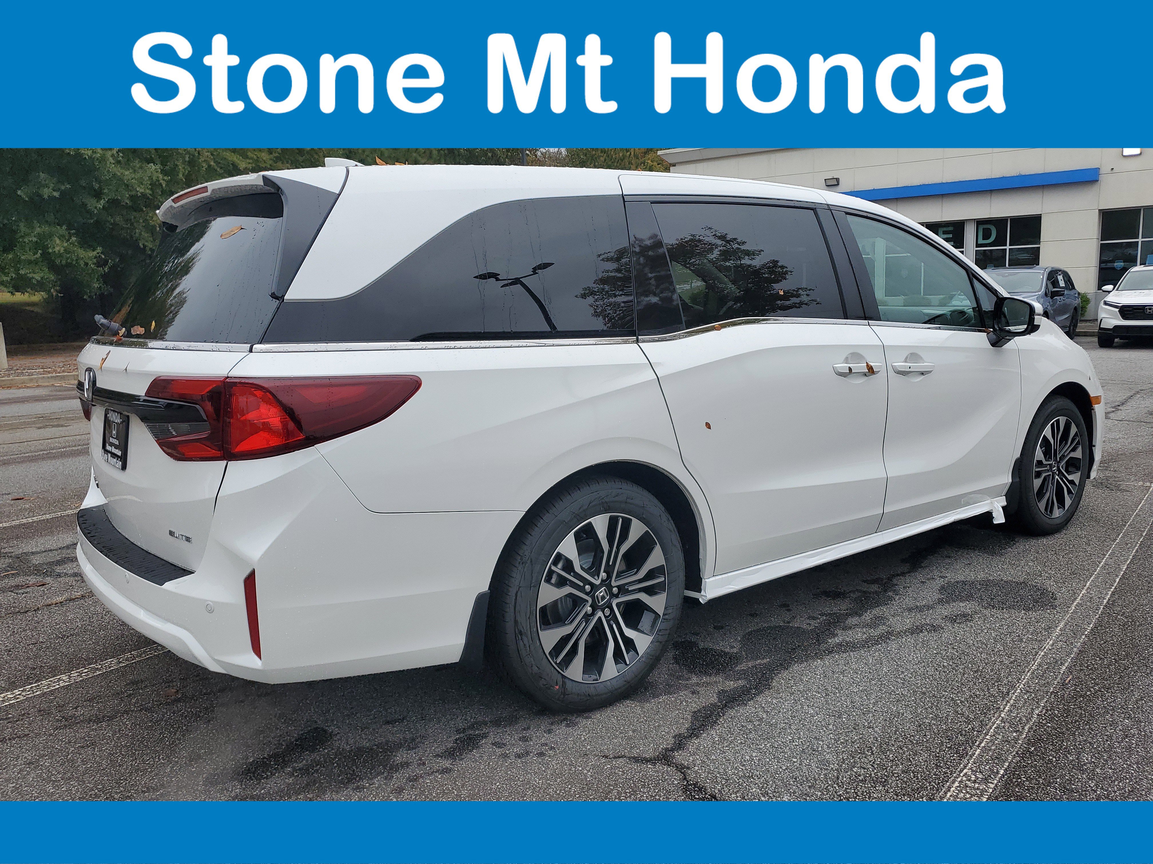 New 2026 Honda Odyssey Elite image 6