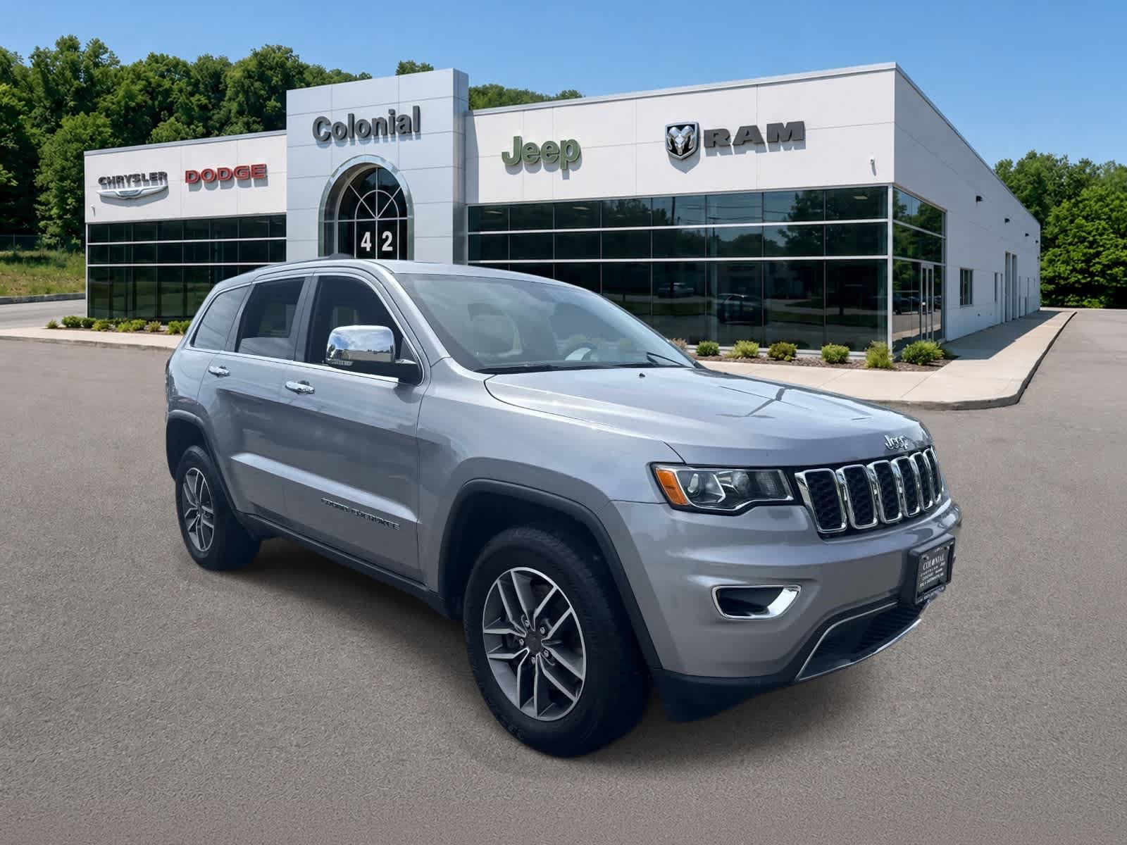 Used 2021 Jeep Grand Cherokee Limited AWD/4WD image 11