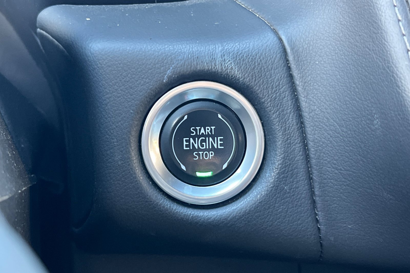 Used 2024 Chevrolet Tahoe LT image 34