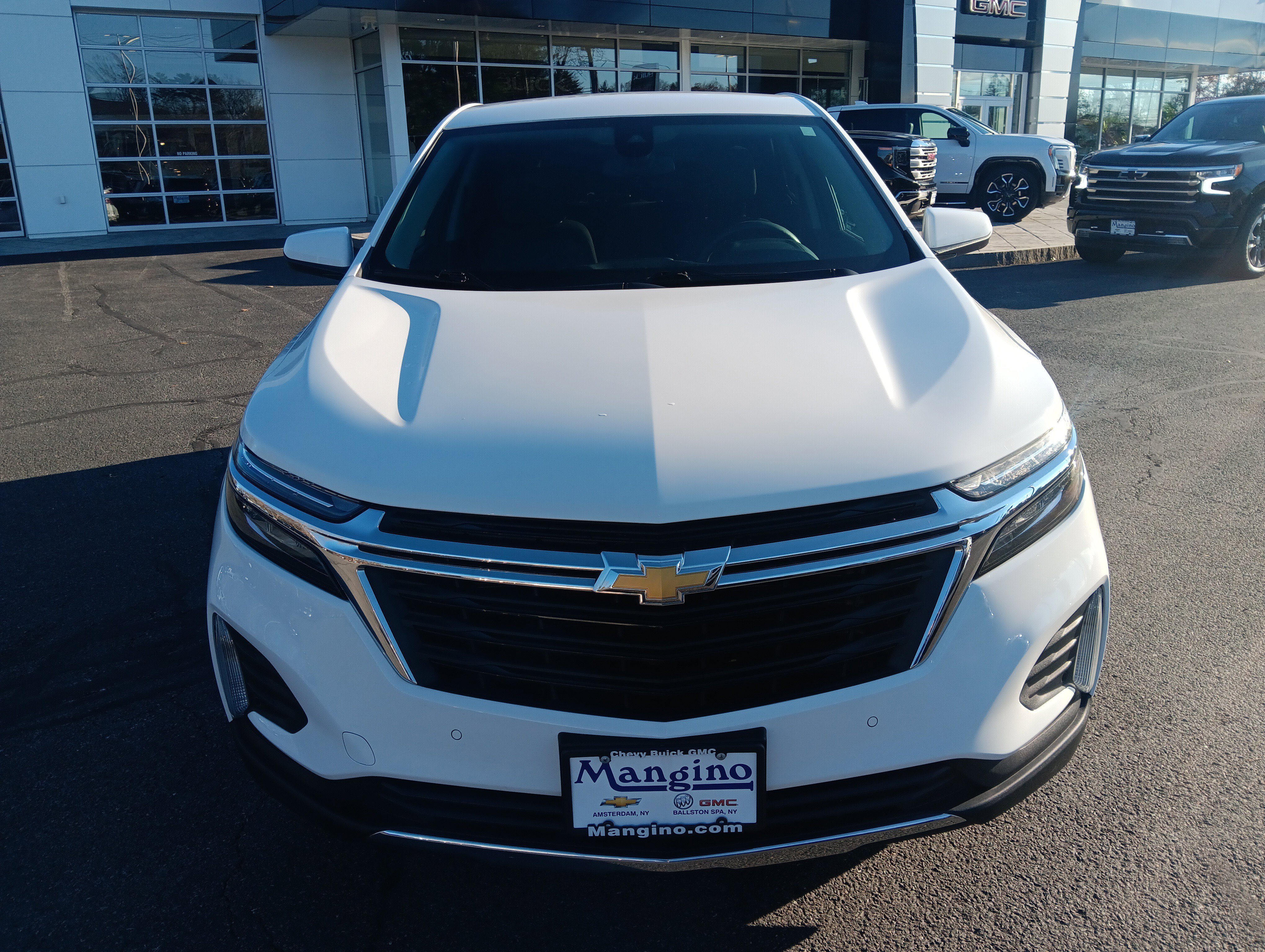 Certified 2023 Chevrolet Equinox LT w/ LPO, Floor Liner Package image 8