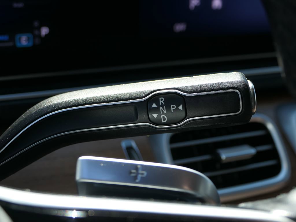 Used 2024 Mercedes-Benz GLE 350 4MATIC image 16