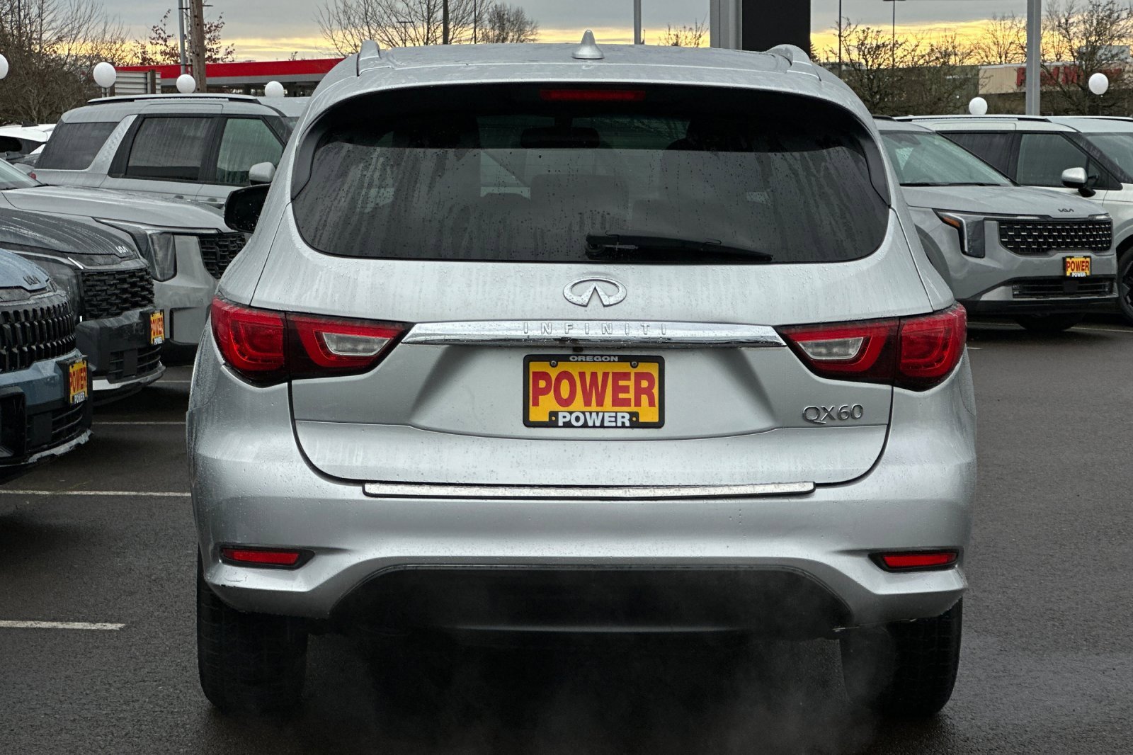 Used 2016 INFINITI QX60 AWD w/ Premium Package image 5