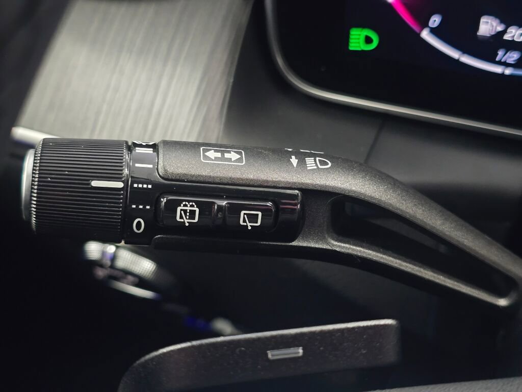 New 2026 Mercedes-Benz GLC 300 4MATIC image 41