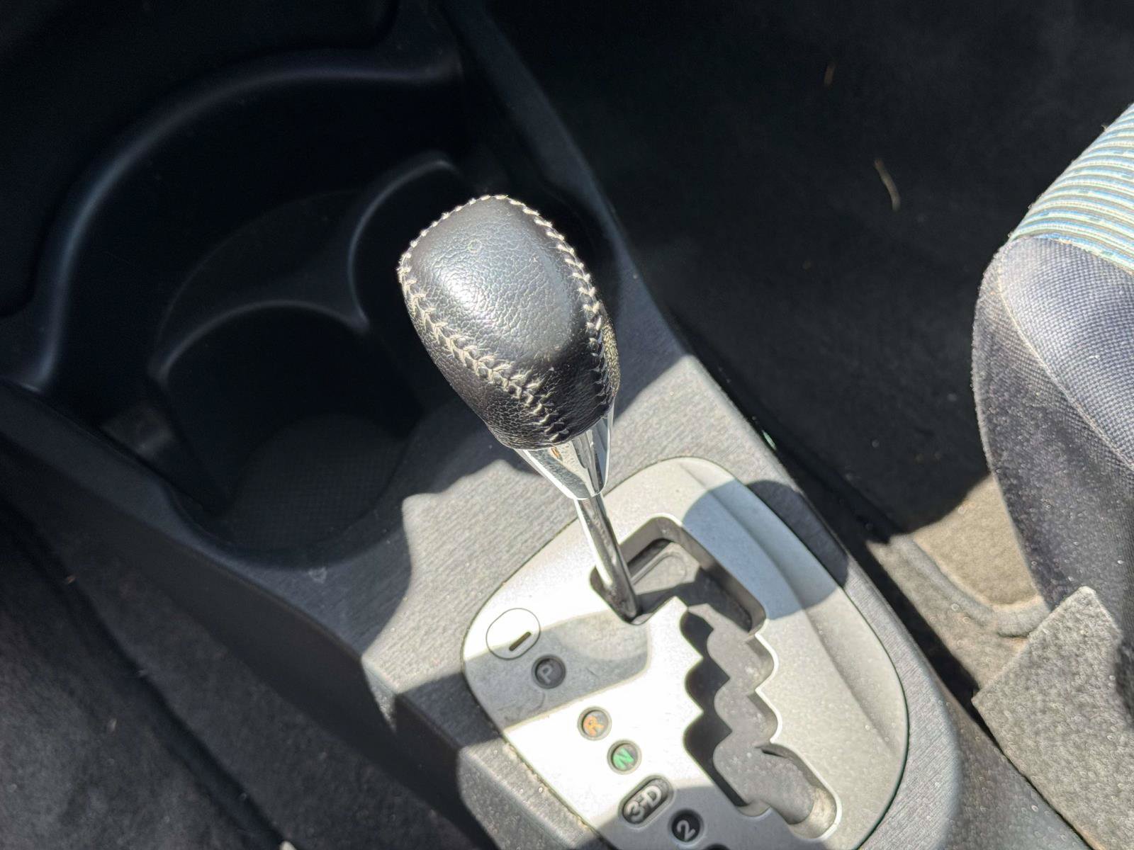 Used 2012 Toyota Yaris SE FWD image 25
