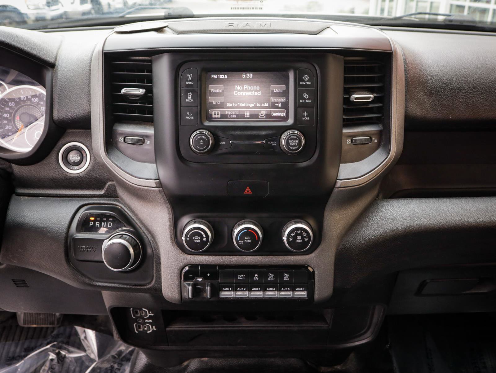Used 2022 RAM 2500 Tradesman w/ Chrome Appearance Group AWD/4WD image 18