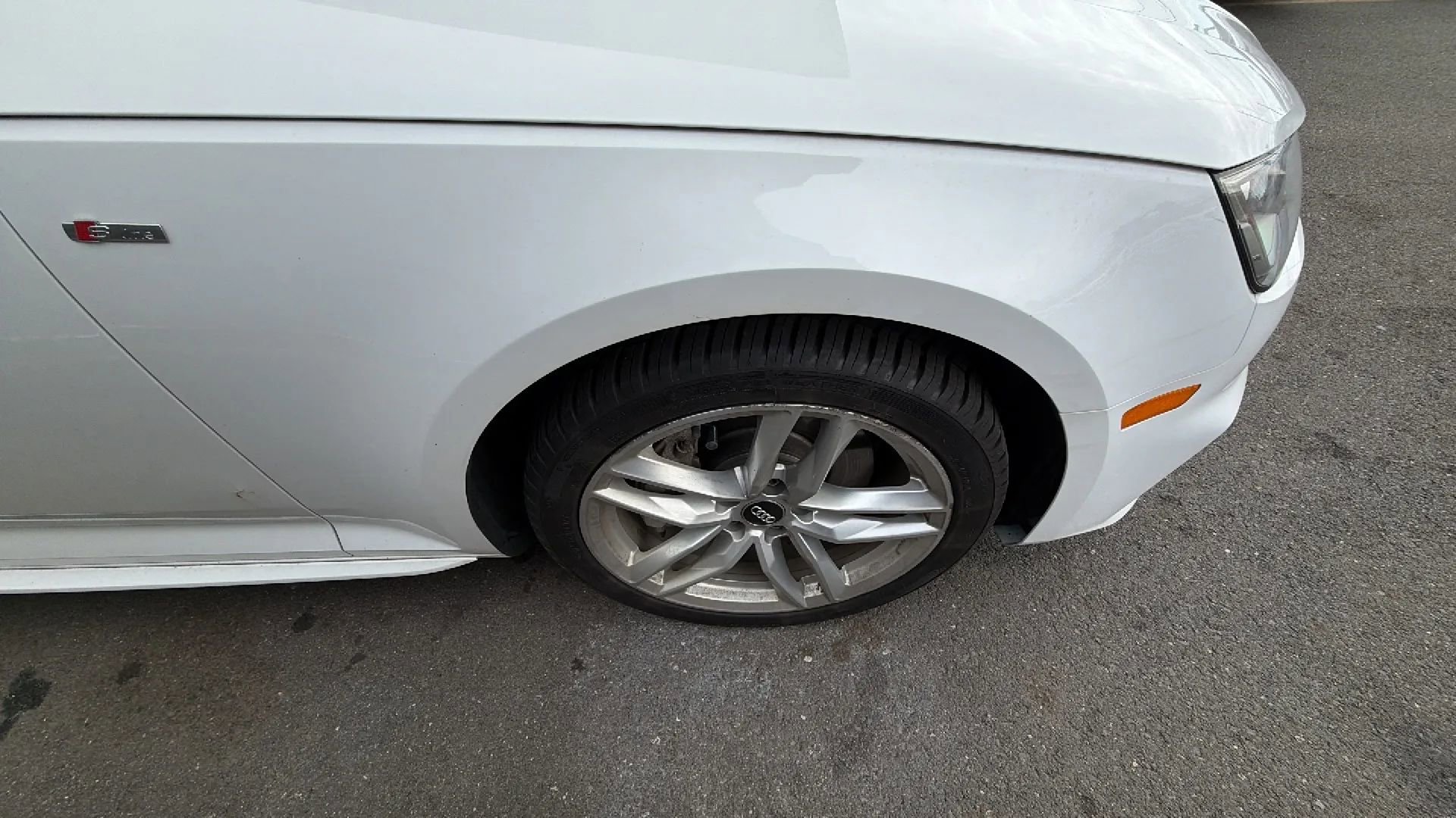 Used 2017 Audi A4 2.0T Premium w/ Convenience Package AWD/4WD image 21