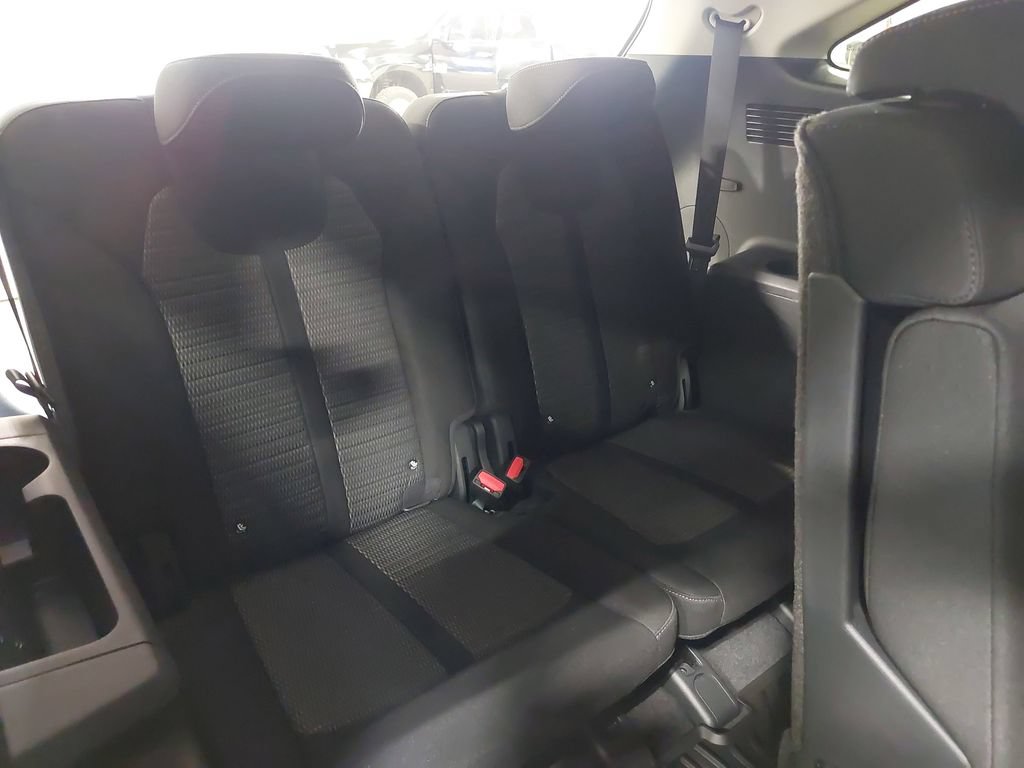 New 2026 Kia Sorento LX FWD image 12