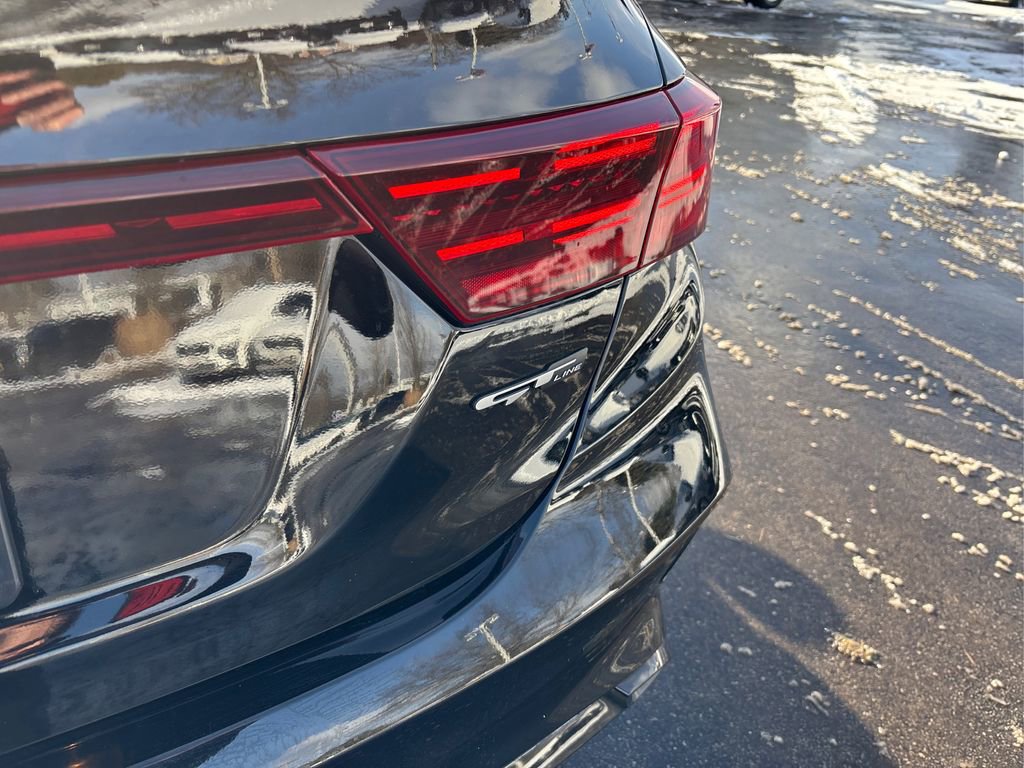 Certified 2022 Kia Forte GT-Line image 14