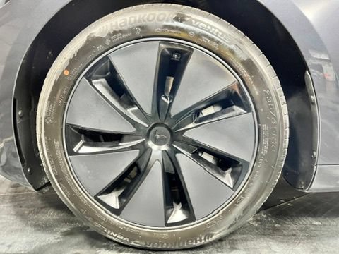 Used 2025 Tesla Model 3 Long Range AWD/4WD image 24