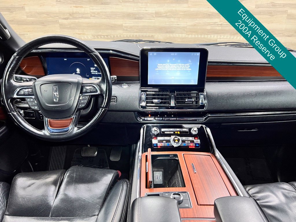 Used 2021 Lincoln Navigator Reserve AWD/4WD image 2