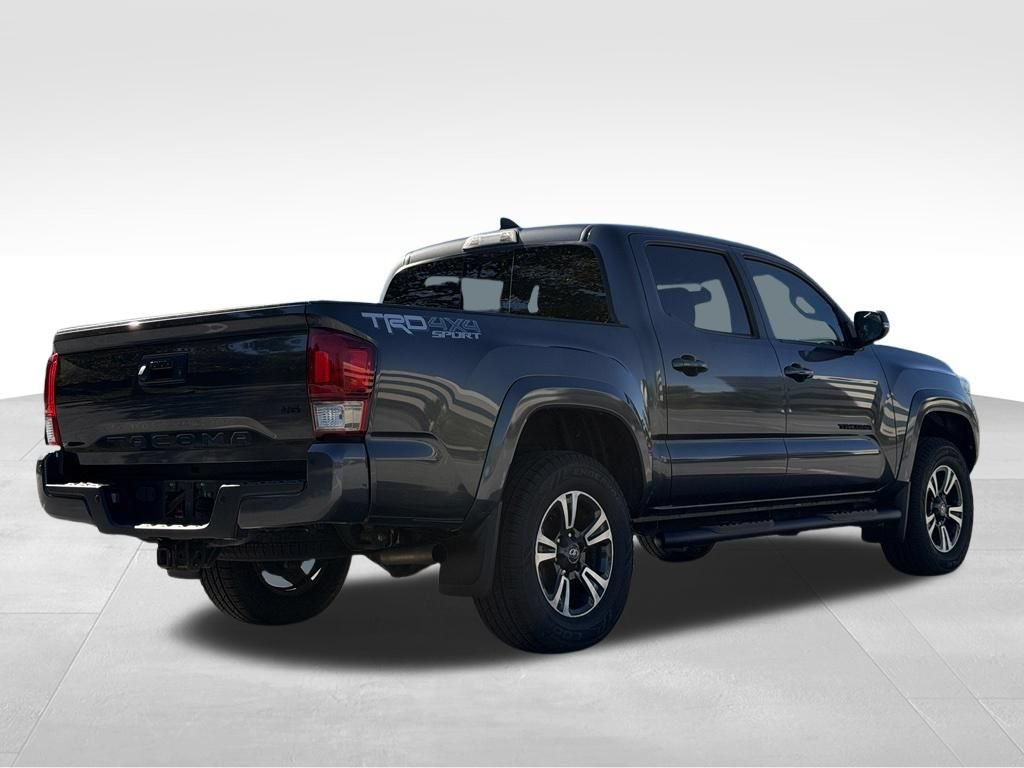 Used 2017 Toyota Tacoma TRD Sport w/ Premium & Technology Package AWD/4WD image 8