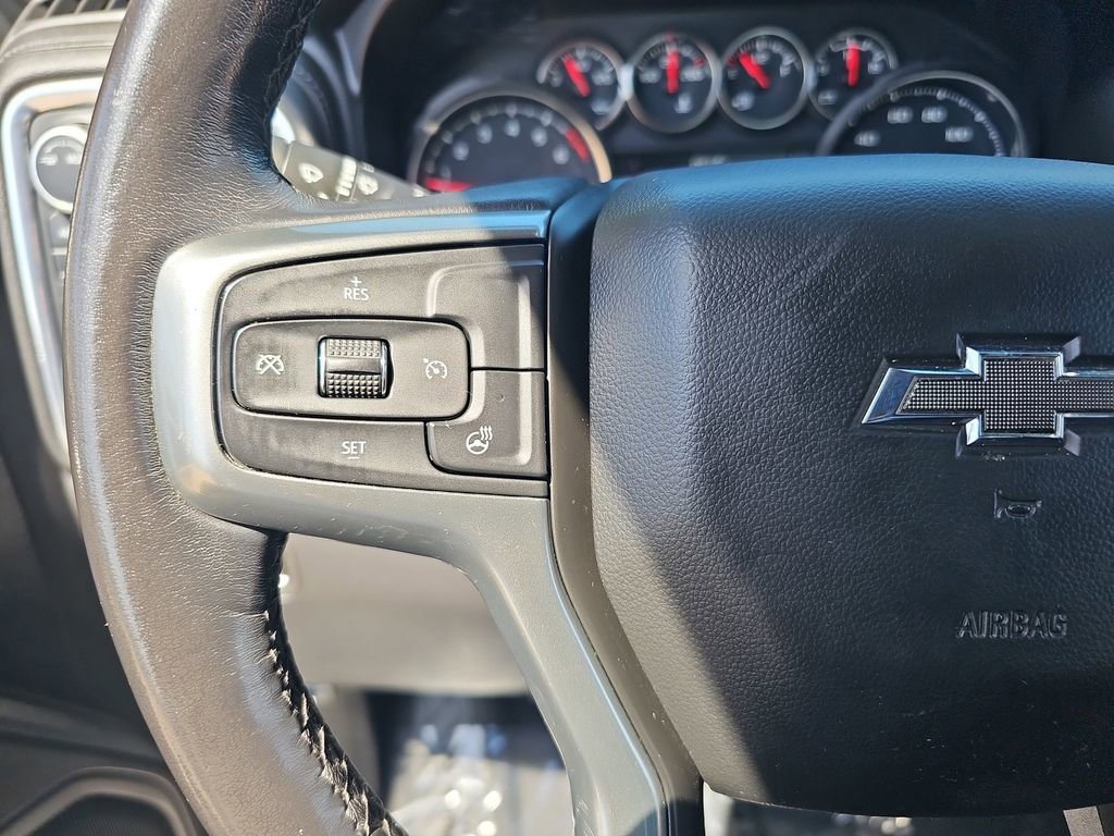 Used 2021 Chevrolet Silverado 1500 RST AWD/4WD image 16