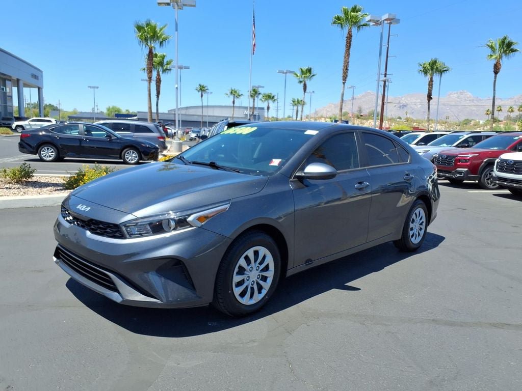 Used 2024 Kia Forte LX FWD image 7