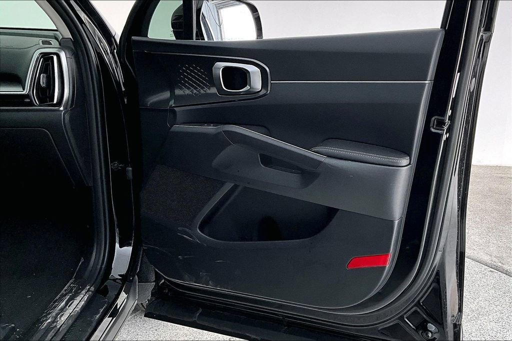 Used 2026 Kia Sorento S FWD image 24