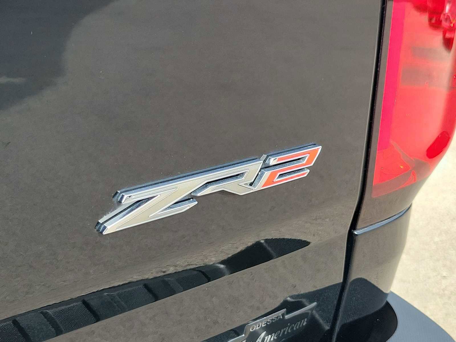 Used 2021 Chevrolet Colorado ZR2 w/ ZR2 Midnight Special Edition image 7