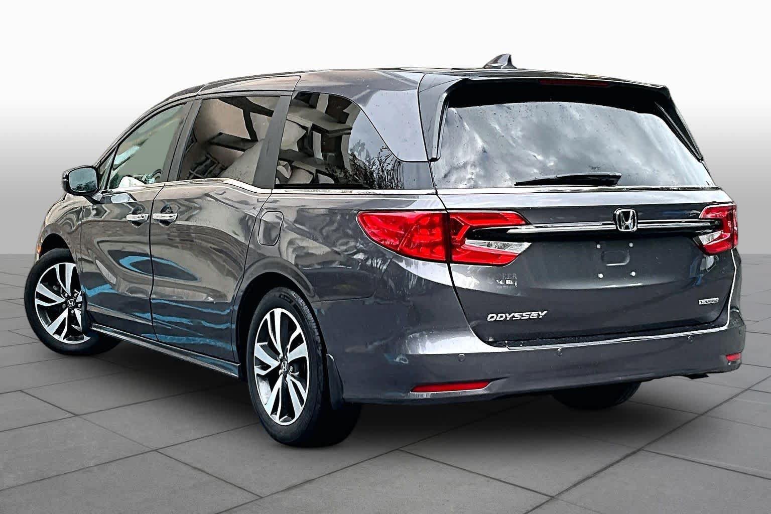 Used 2024 Honda Odyssey Touring image 12