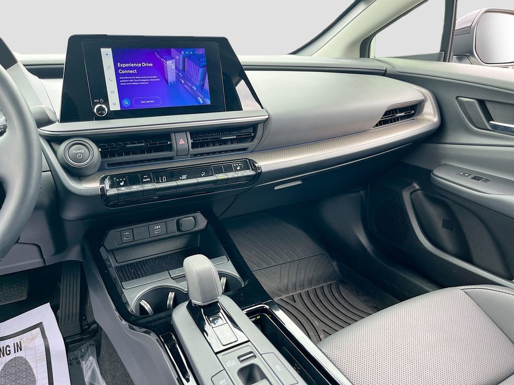 Used 2025 Toyota Prius XLE FWD image 22