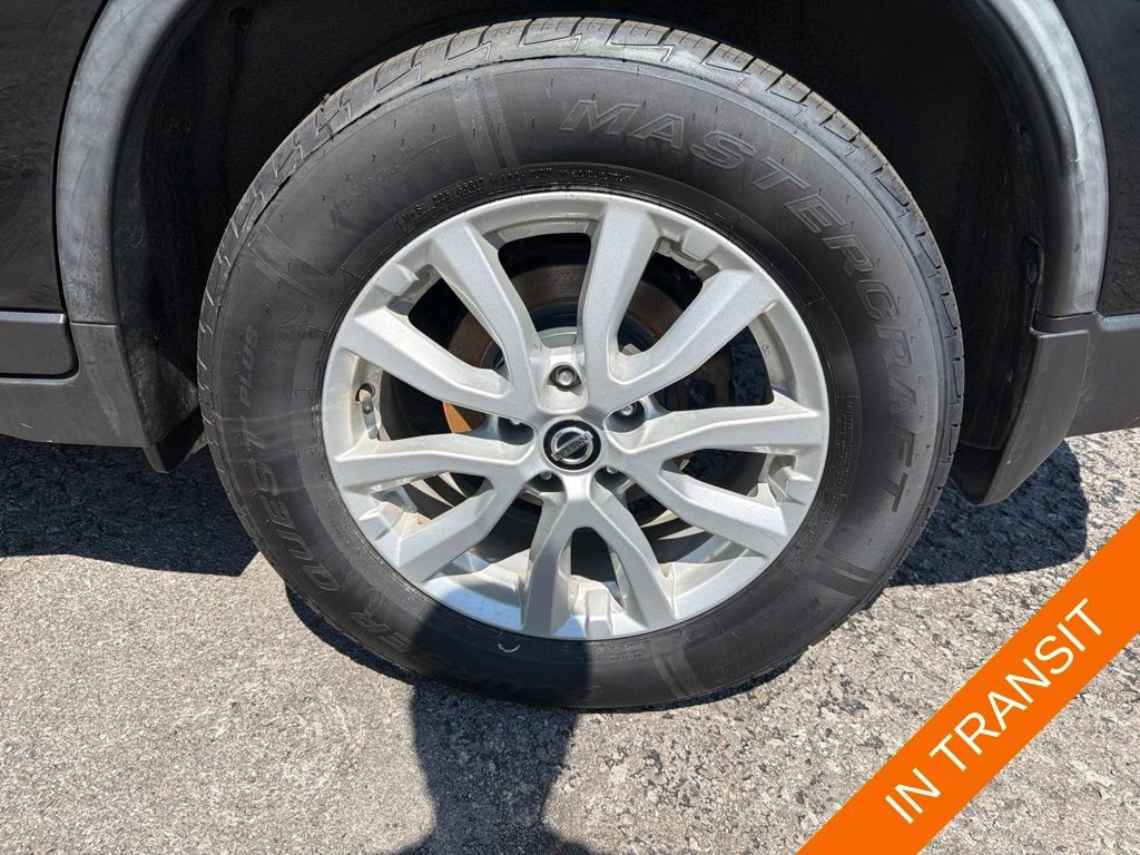 Used 2018 Nissan Rogue SV AWD/4WD image 12