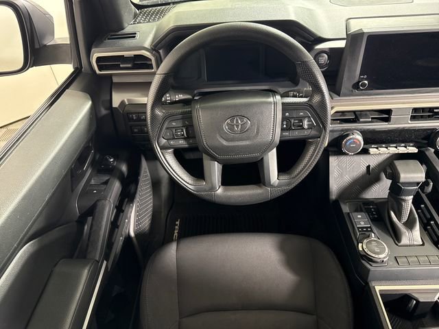 Certified 2024 Toyota Tacoma SR5 AWD/4WD image 26