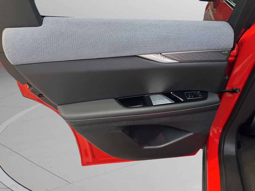 Certified 2025 Cadillac Optiq Sport 2 image 17