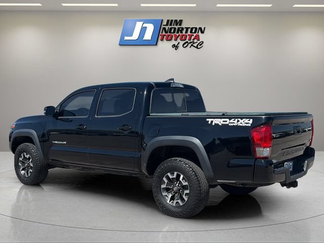 Used 2017 Toyota Tacoma TRD Off-Road w/ Premium & Technology Package AWD/4WD image 7