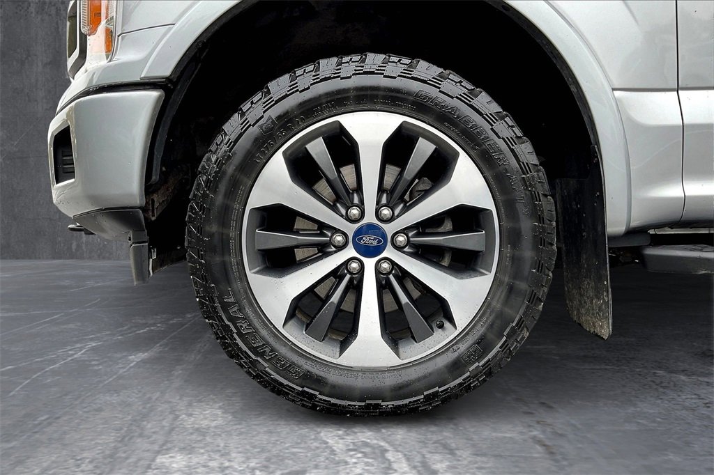 Used 2020 Ford F150 XLT w/ Equipment Group 302A Luxury image 27