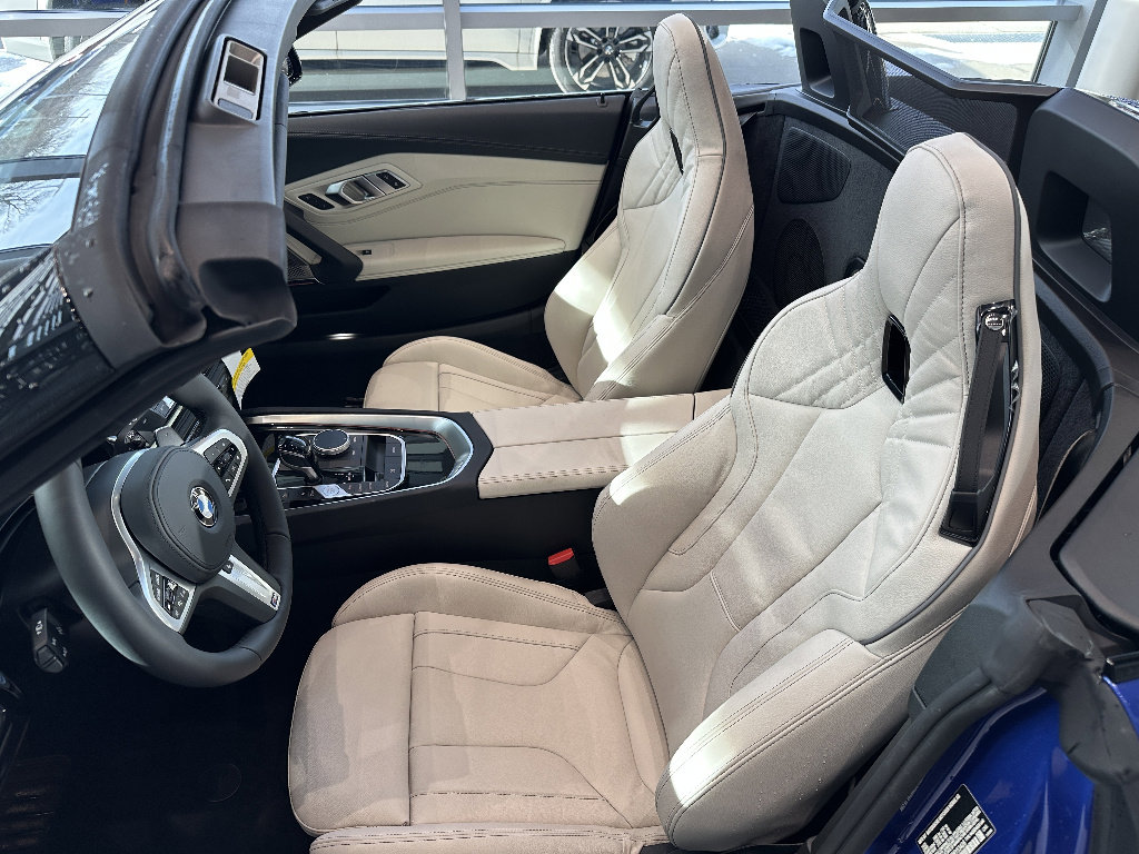 New 2026 BMW Z4 sDrive30i w/ Premium Package image 14