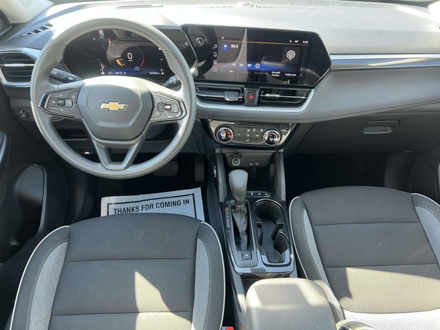 Used 2025 Chevrolet TrailBlazer LT AWD/4WD image 11