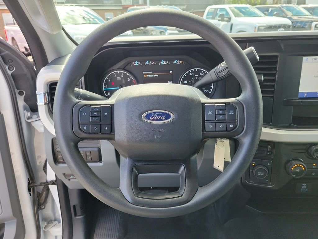 Certified 2025 Ford F250 XLT AWD/4WD image 23