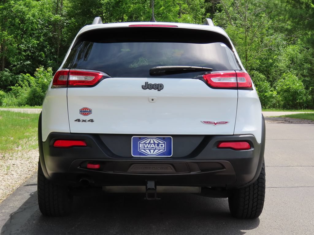Used 2016 Jeep Cherokee Trailhawk w/ Comfort/Convenience Group AWD/4WD image 20