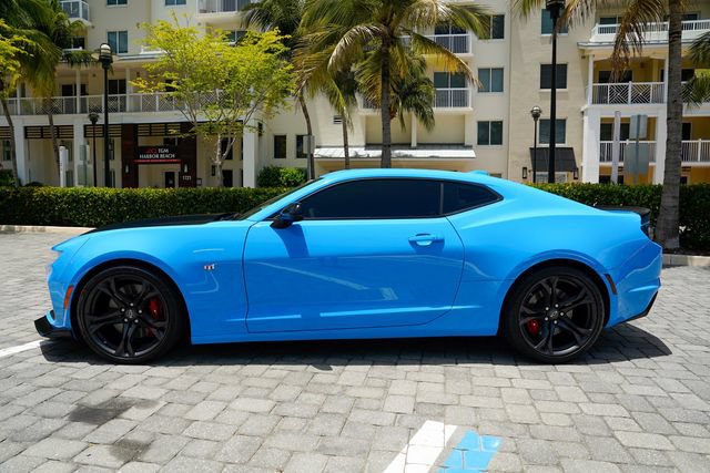 Used 2022 Chevrolet Camaro SS RWD image 15