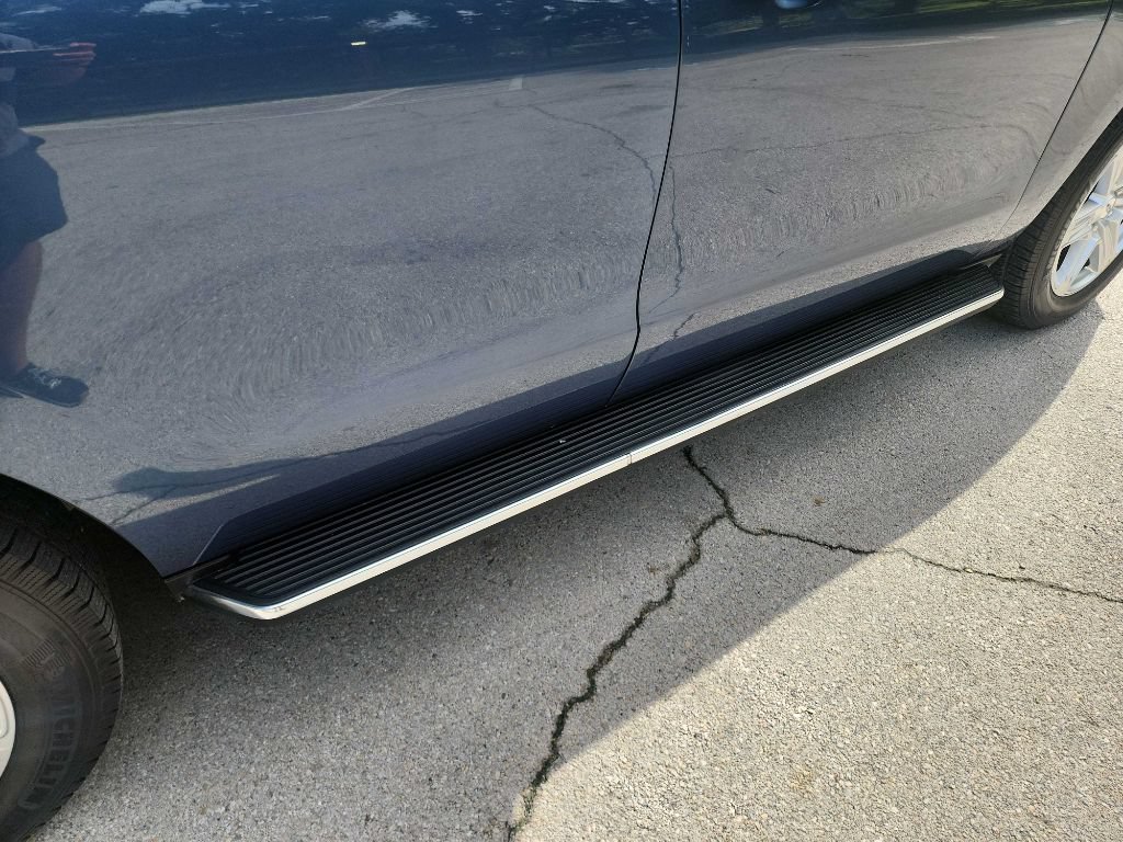 Used 2019 Ford Expedition XLT w/ Equipment Group 202A RWD image 14