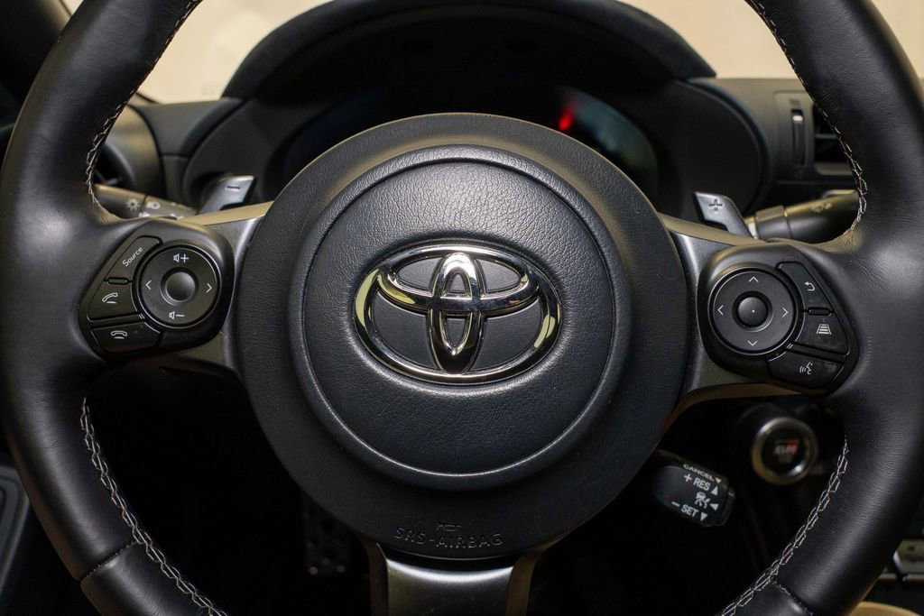 Used 2023 Toyota GR86 Premium image 22