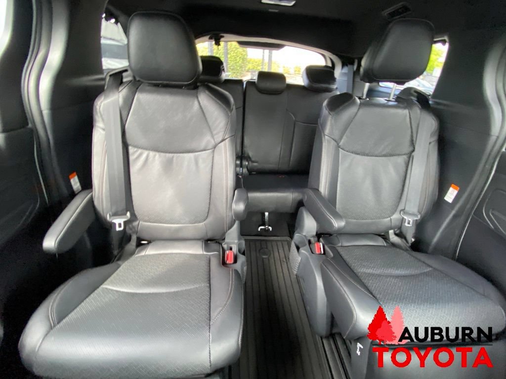 New 2026 Toyota Sienna Platinum AWD/4WD image 23