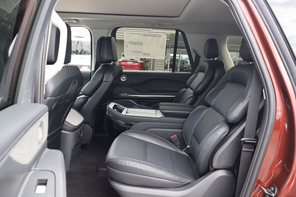 New 2027 Lincoln Navigator L Reserve AWD/4WD image 19