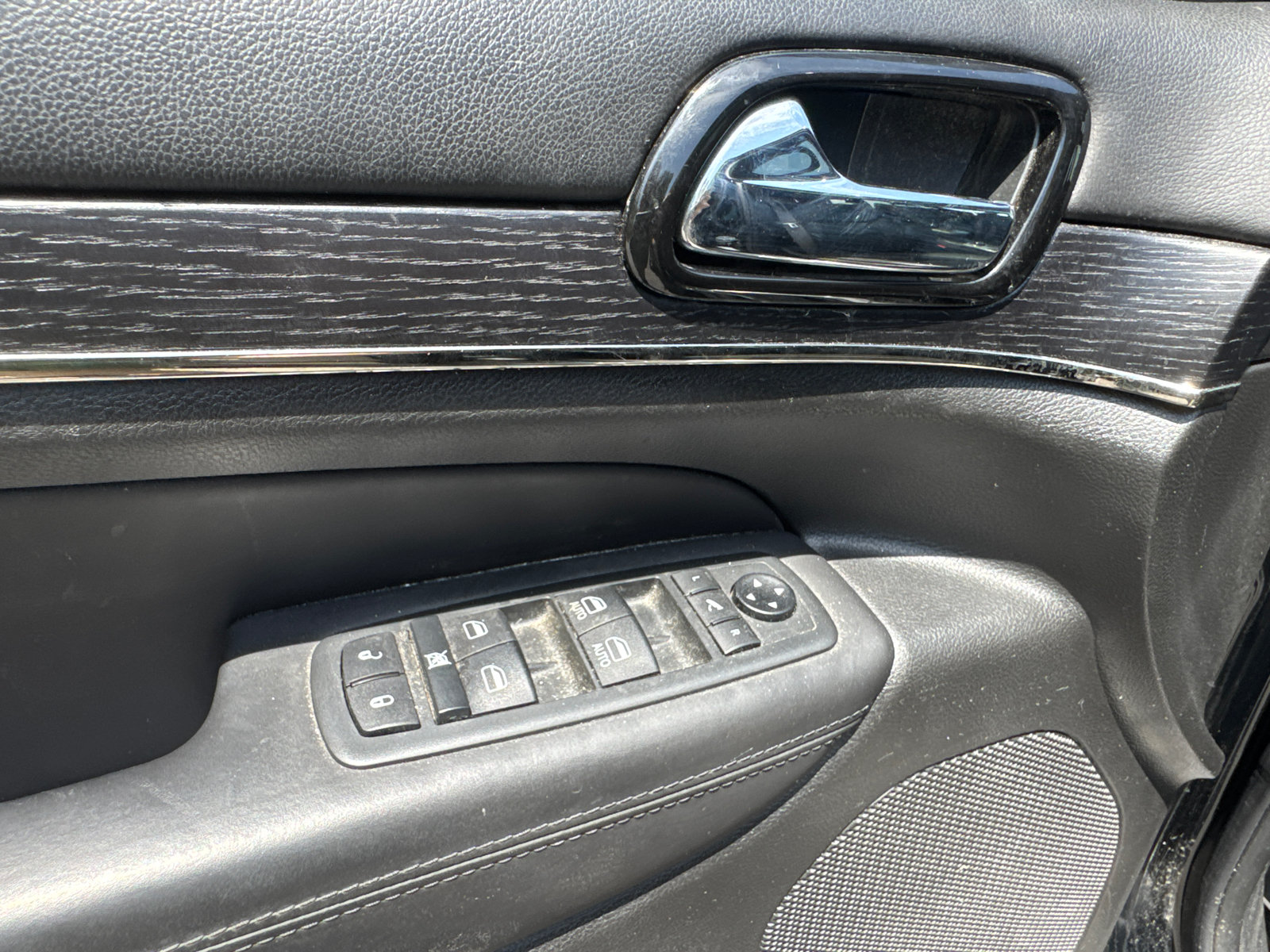Used 2021 Jeep Grand Cherokee High Altitude AWD/4WD image 13
