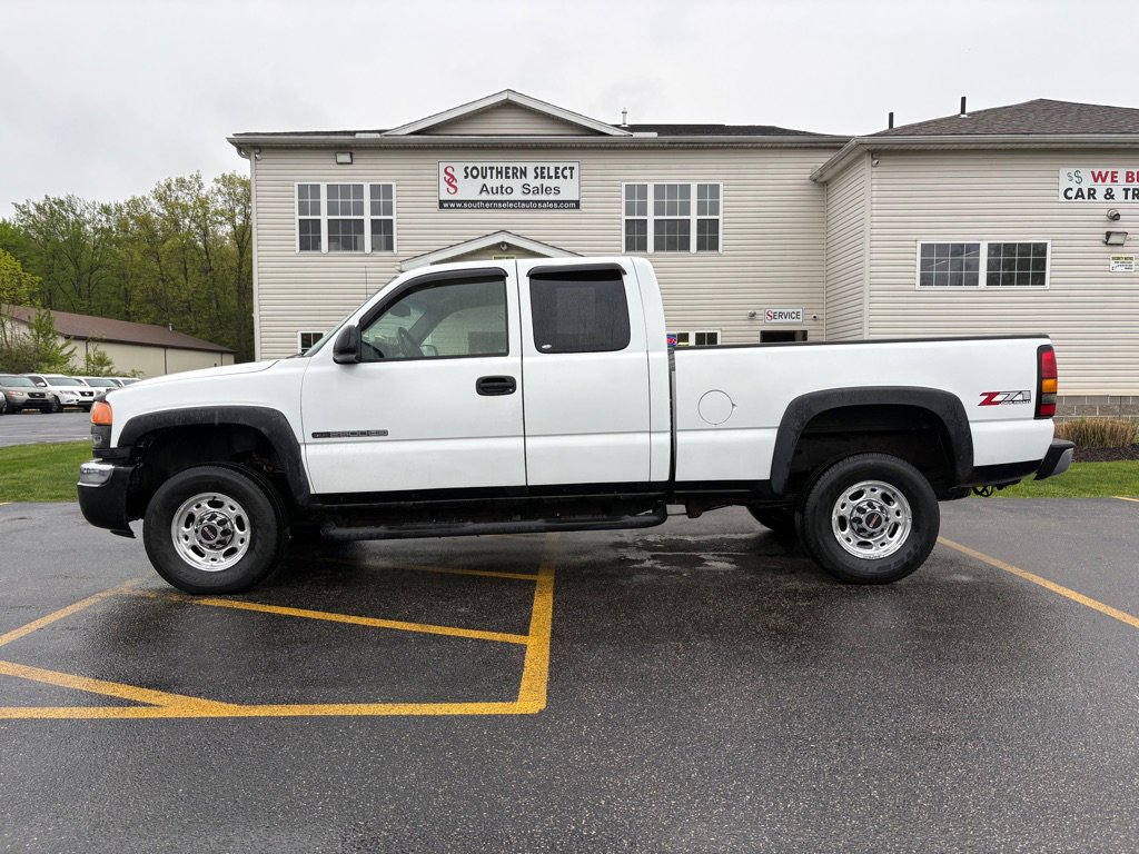 Used 2005 GMC Sierra 2500 W/T w/ Snow Plow Prep Package