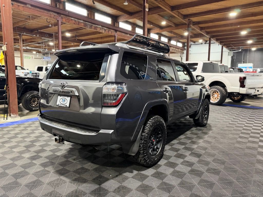 Used 2016 Toyota 4Runner SR5 image 5
