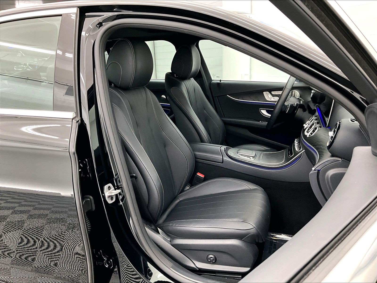 Certified 2022 Mercedes-Benz E 350 Sedan image 6