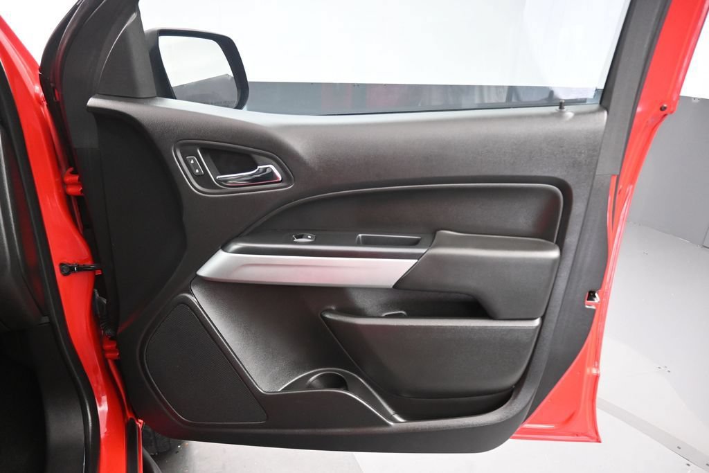 Used 2018 Chevrolet Colorado ZR2 AWD/4WD image 40