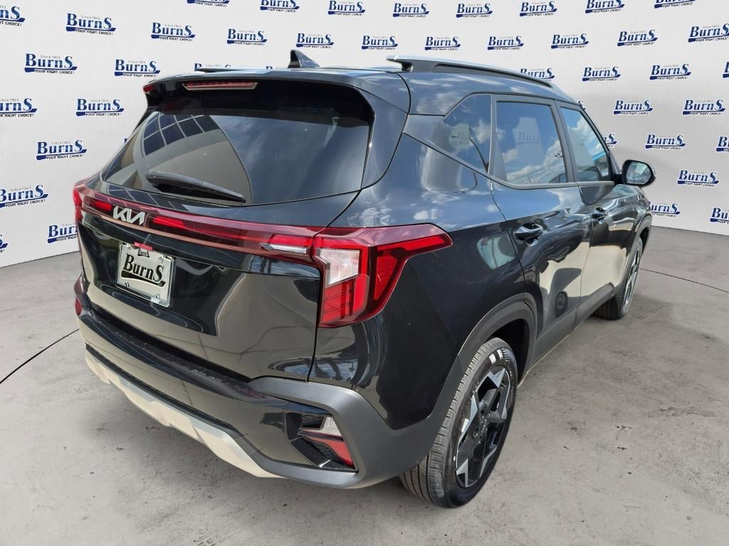 New 2026 Kia Seltos S FWD image 6