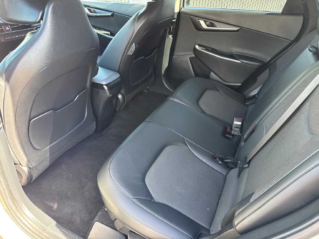 Used 2024 Kia EV6 Light RWD image 17