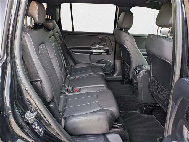 Certified 2025 Mercedes-Benz GLB 250 4MATIC w/ Exclusive Package image 19