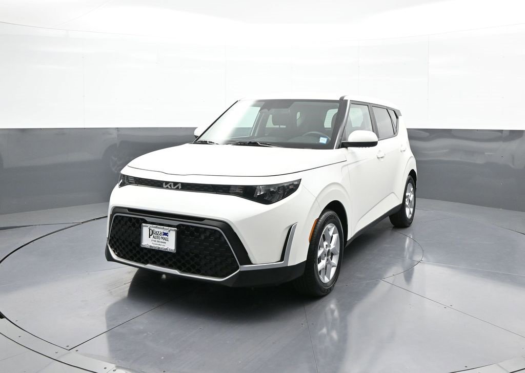 Certified 2023 Kia Soul S