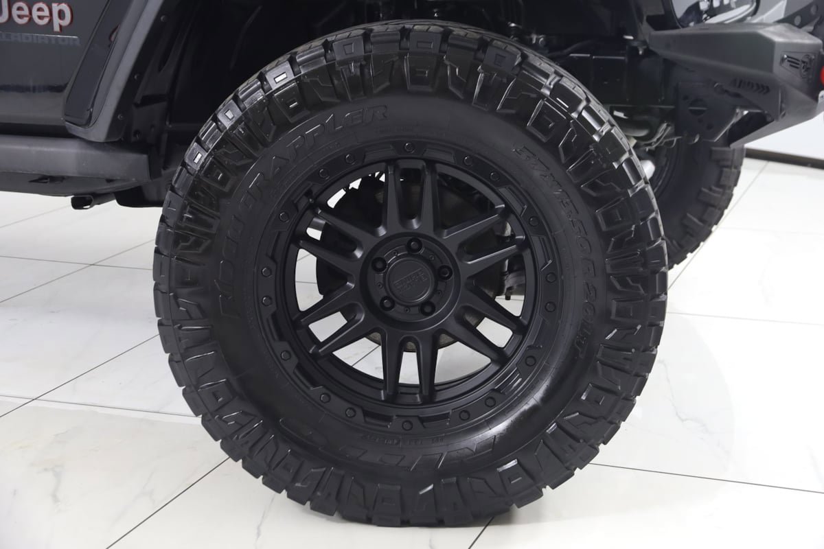 Used 2020 Jeep Gladiator Rubicon AWD/4WD image 15