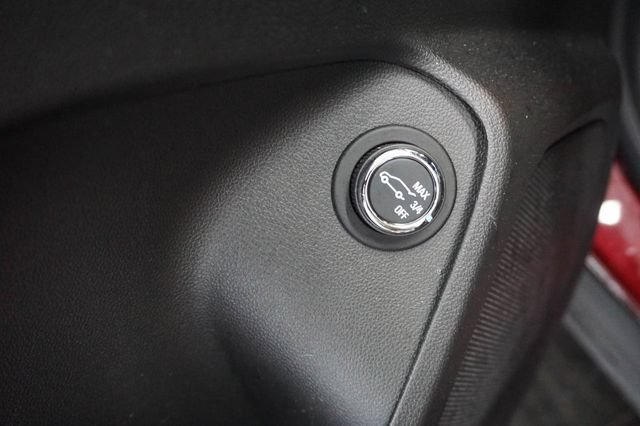 Used 2025 Chevrolet TrailBlazer RS w/ Convenience Package FWD image 8