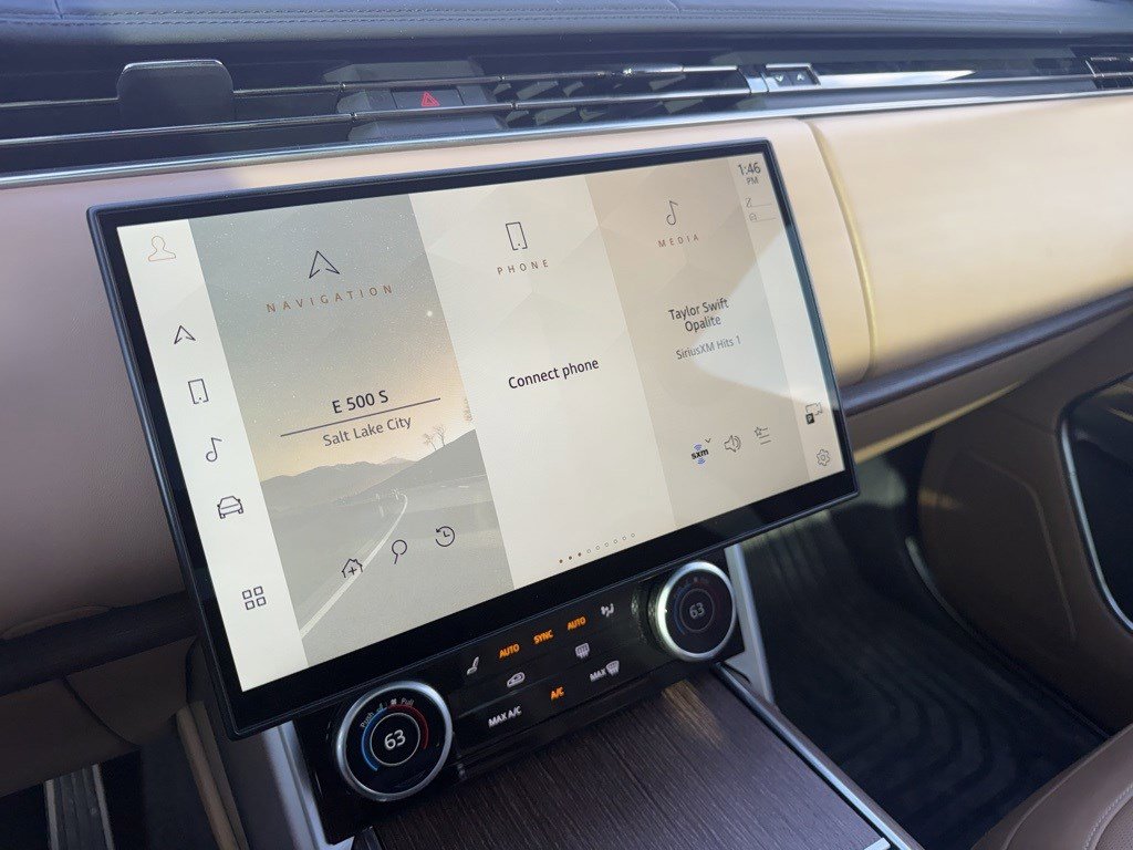 Used 2023 Land Rover Range Rover SE image 23