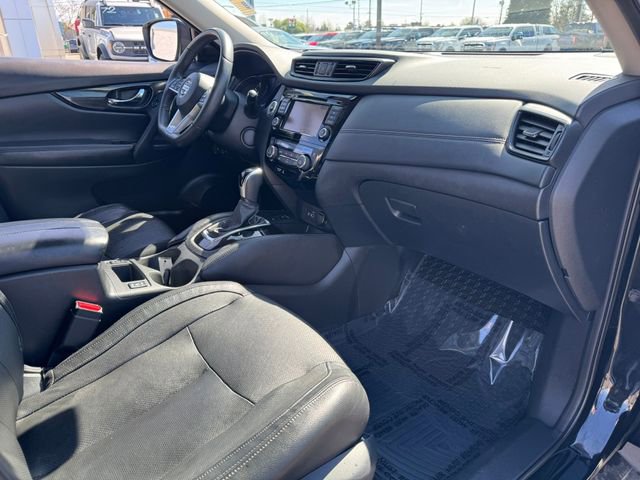 Used 2019 Nissan Rogue SL w/ Premium Package AWD/4WD image 19