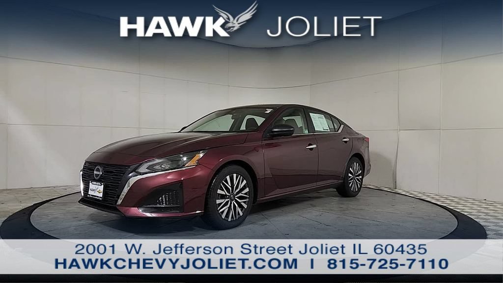 Used 2025 Nissan Altima 2.5 SV FWD image 4